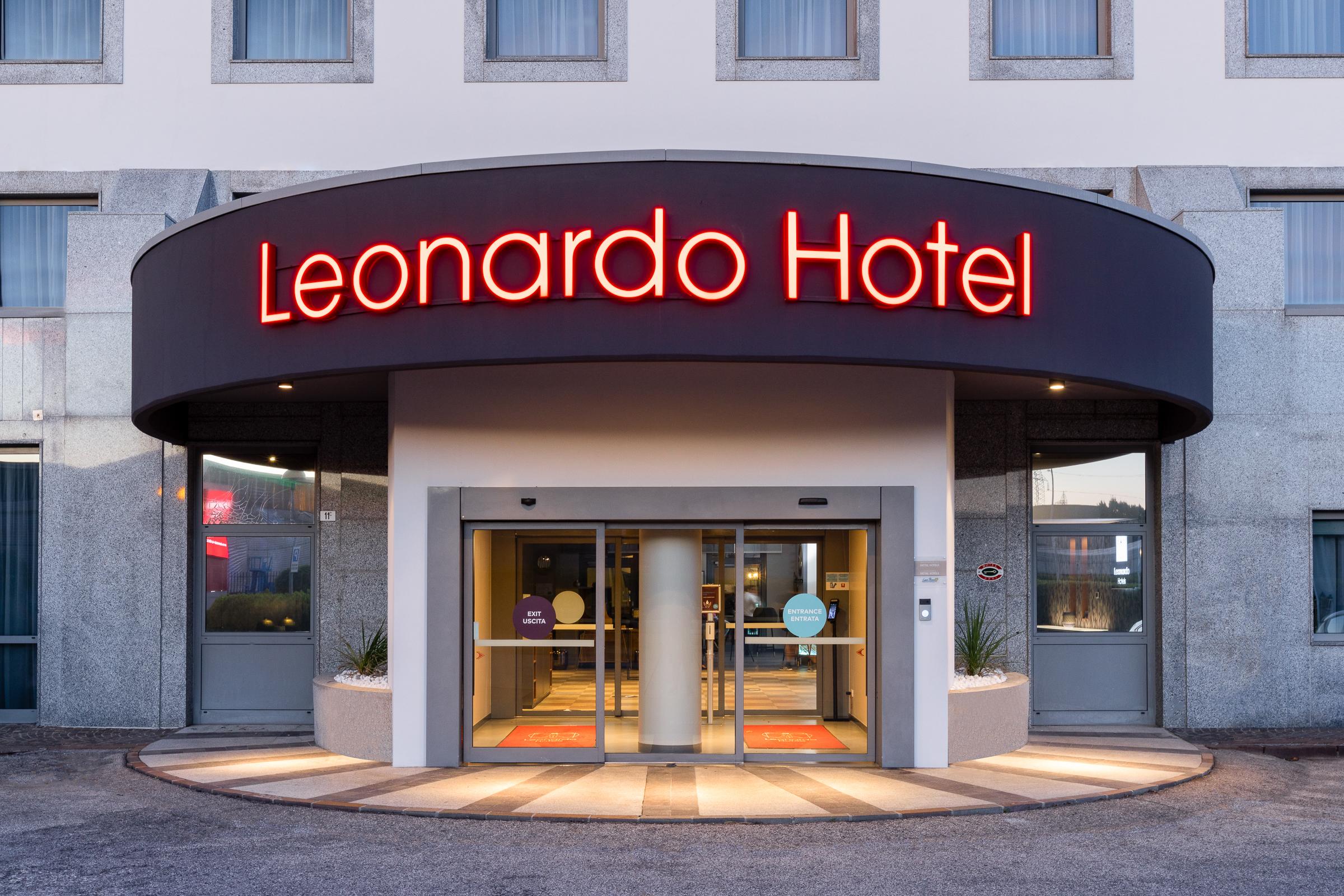 Leonardo Hotel Verona Esterno foto