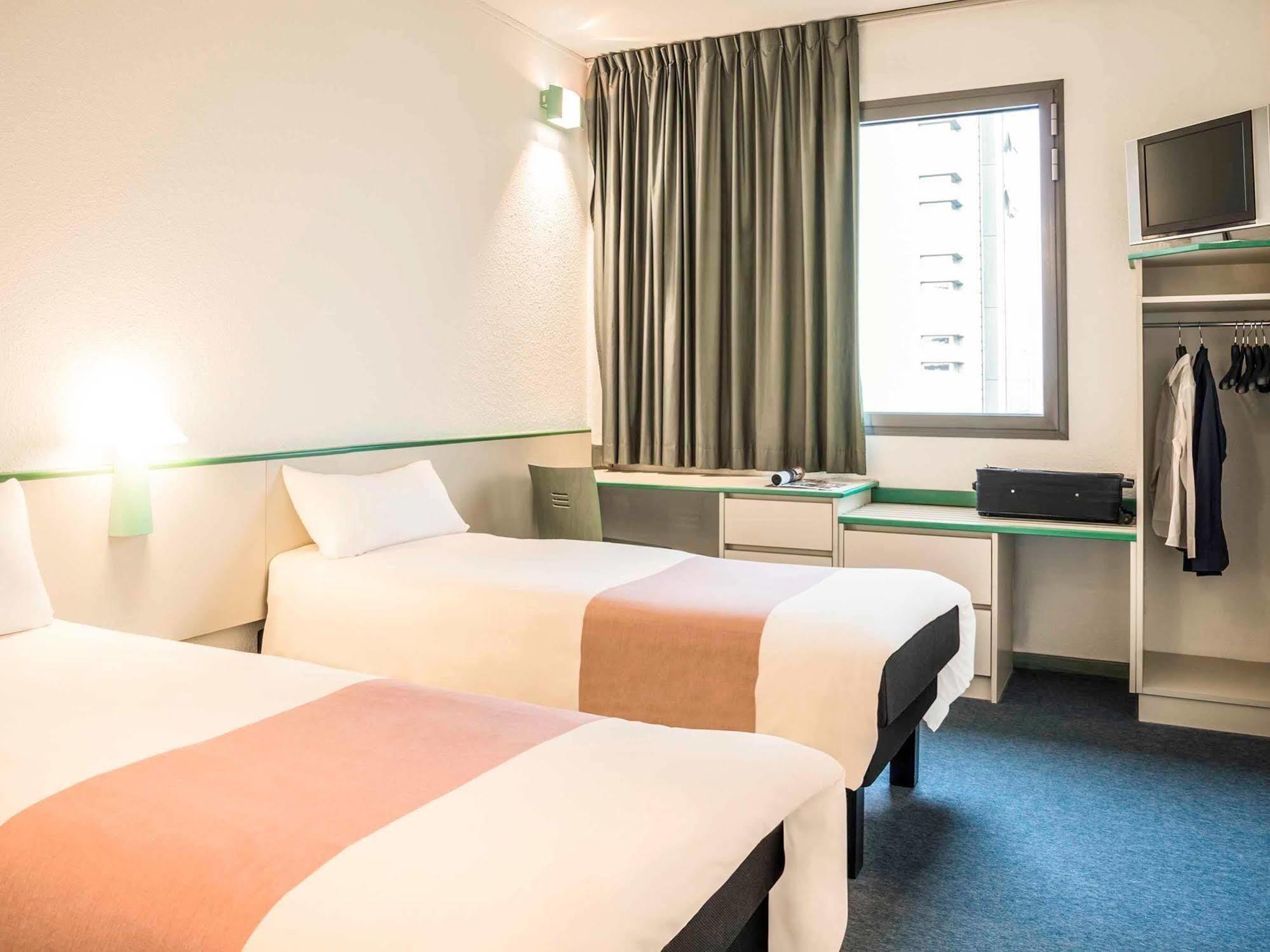 Leonardo Hotel Verona Esterno foto